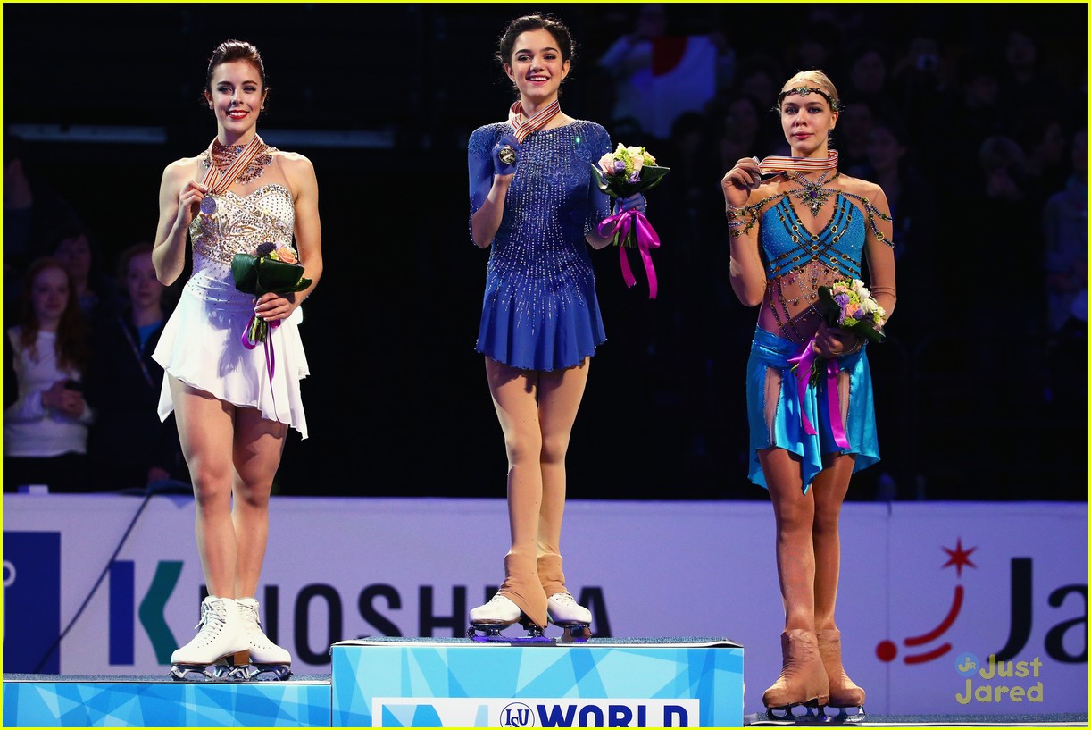 ashley wagner worlds 2016 silver medal 04