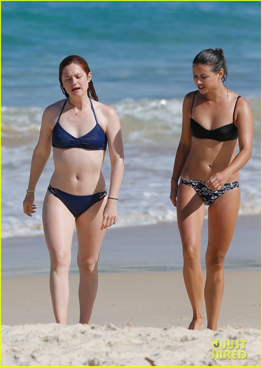 bonnie wright harry potter day on the beach 19