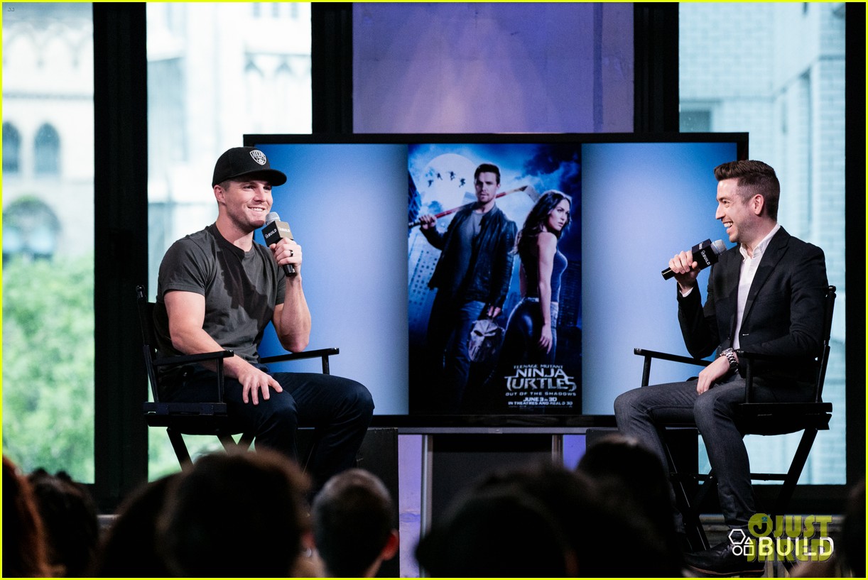 stephen amell aol build series nyc 11