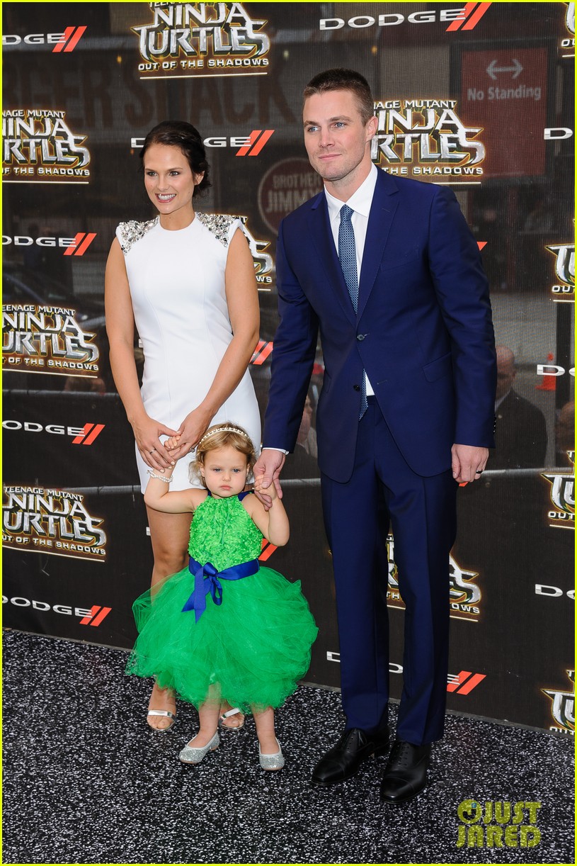 stephen amell family tmnt premiere 15