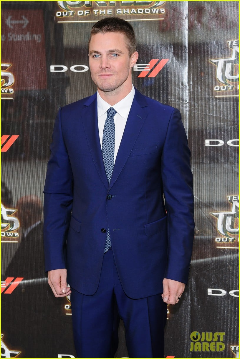 stephen amell family tmnt premiere 19