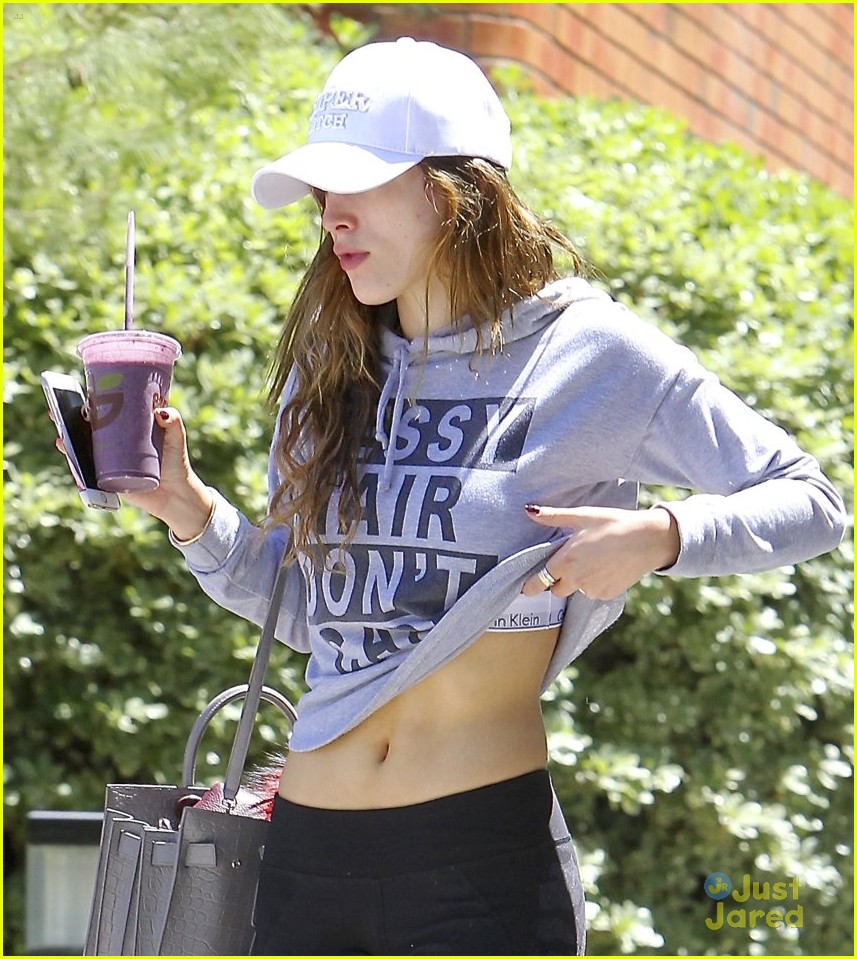 bella thorne messy hair shirt workout signs caa 08