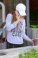 bella thorne messy hair shirt workout signs caa 02