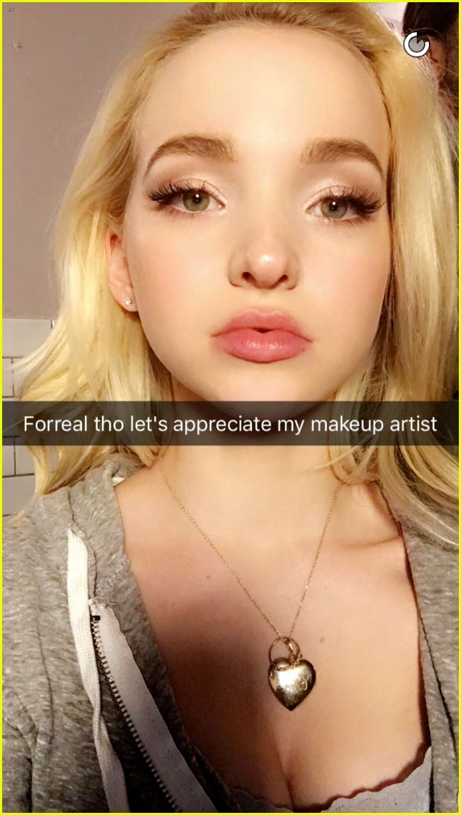 dove cameron shows off engagement ring 10