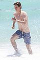 ansel elgort jets to miami beach time 11