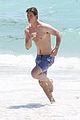 ansel elgort jets to miami beach time 12
