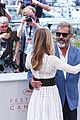 erin moriarty dance mel gibson blood father photocall 21
