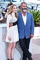 erin moriarty dance mel gibson blood father photocall 24