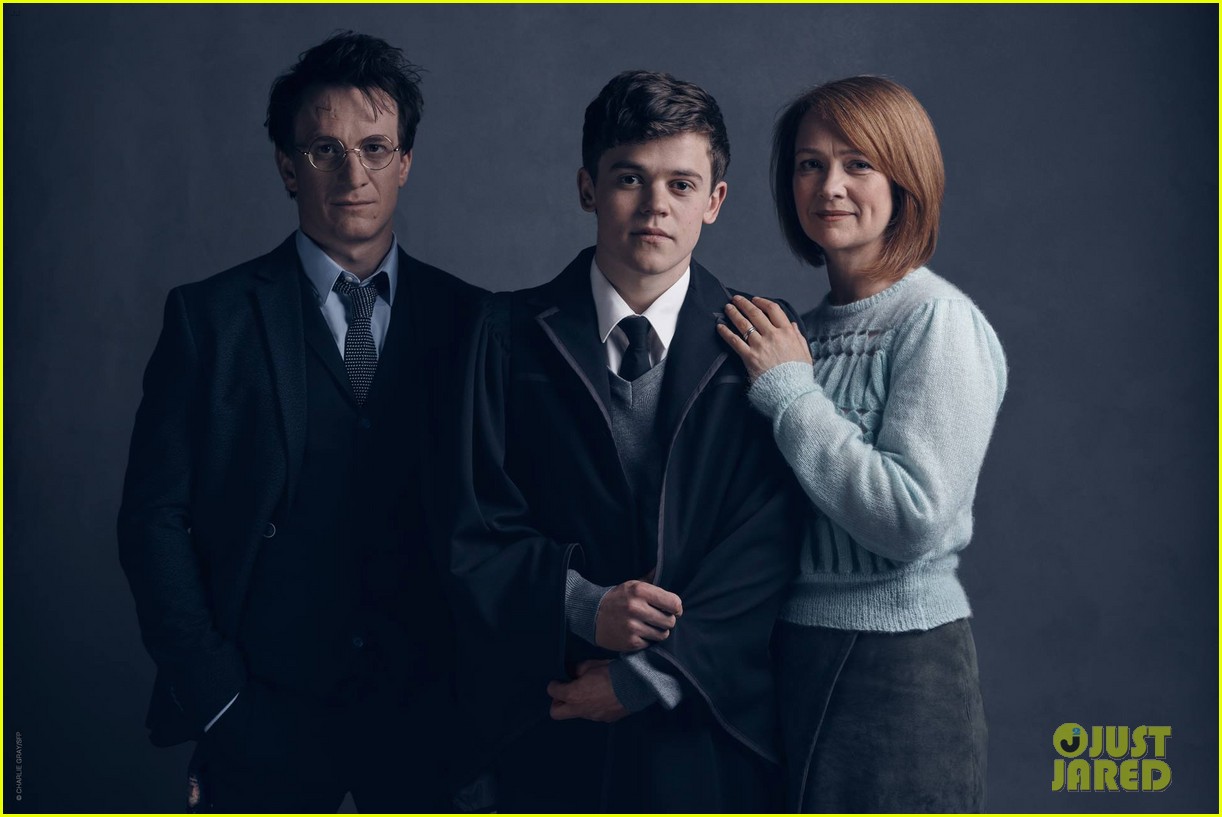 harry potter is all grown up in first cursed child photos 02
