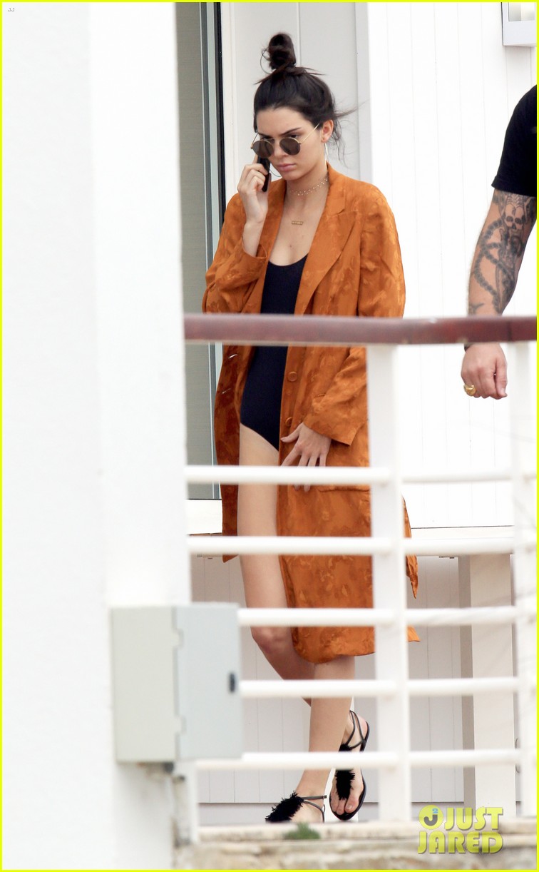 kendall jenner hangs at her hotel in cannes 17
