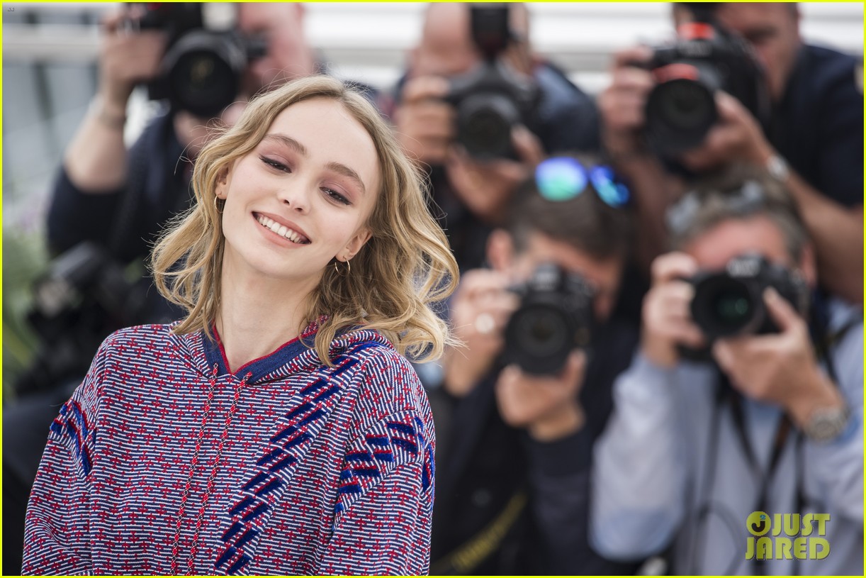 lily rose depp brings the dancer to cannes 04
