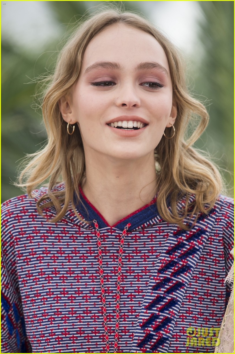 lily rose depp brings the dancer to cannes 33