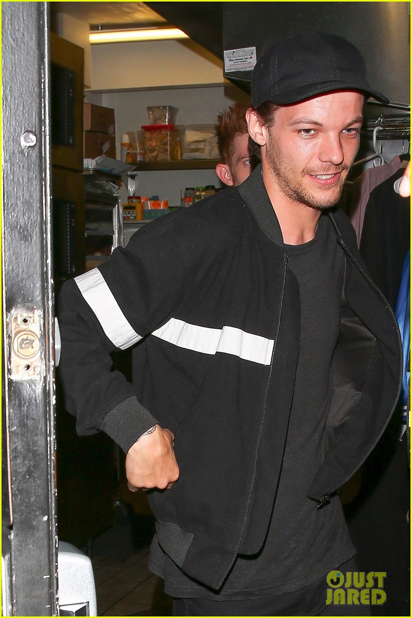 louis tomlinso has a night out at the nice guy 02