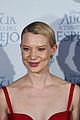 mia wasikowska brings alice through the looking glass to spain 09