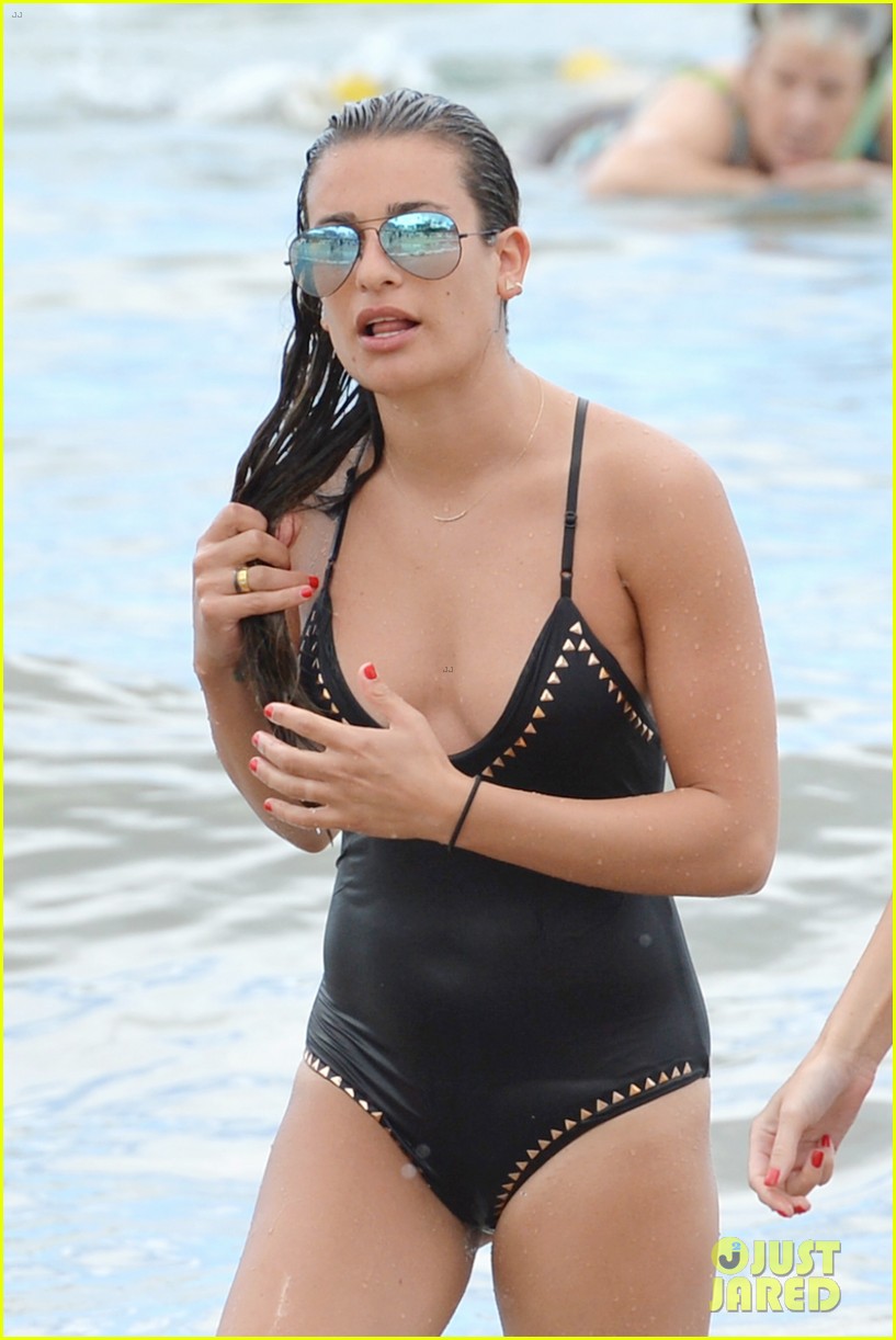 lea michele shows off hot body at the beach in hawaii 04