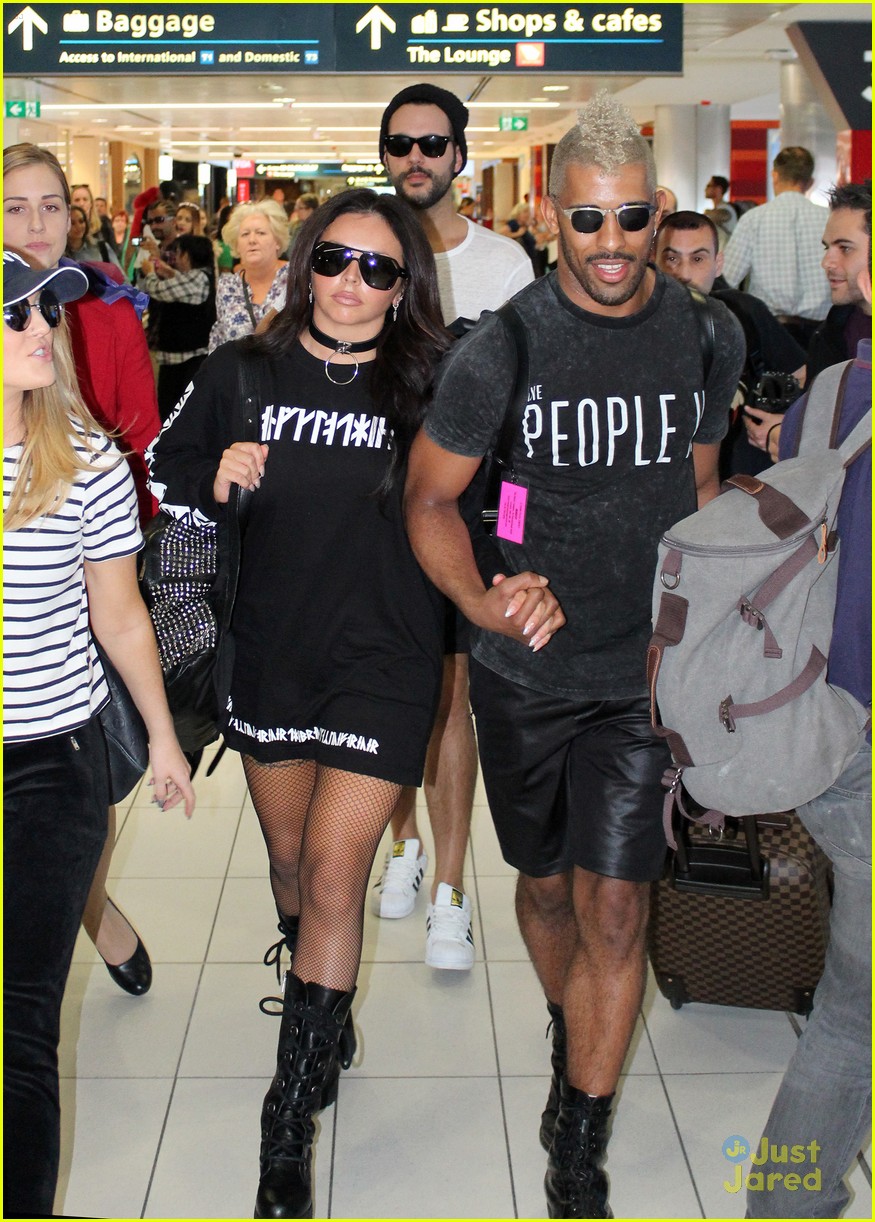 little mix off to melbourne airport pics 04