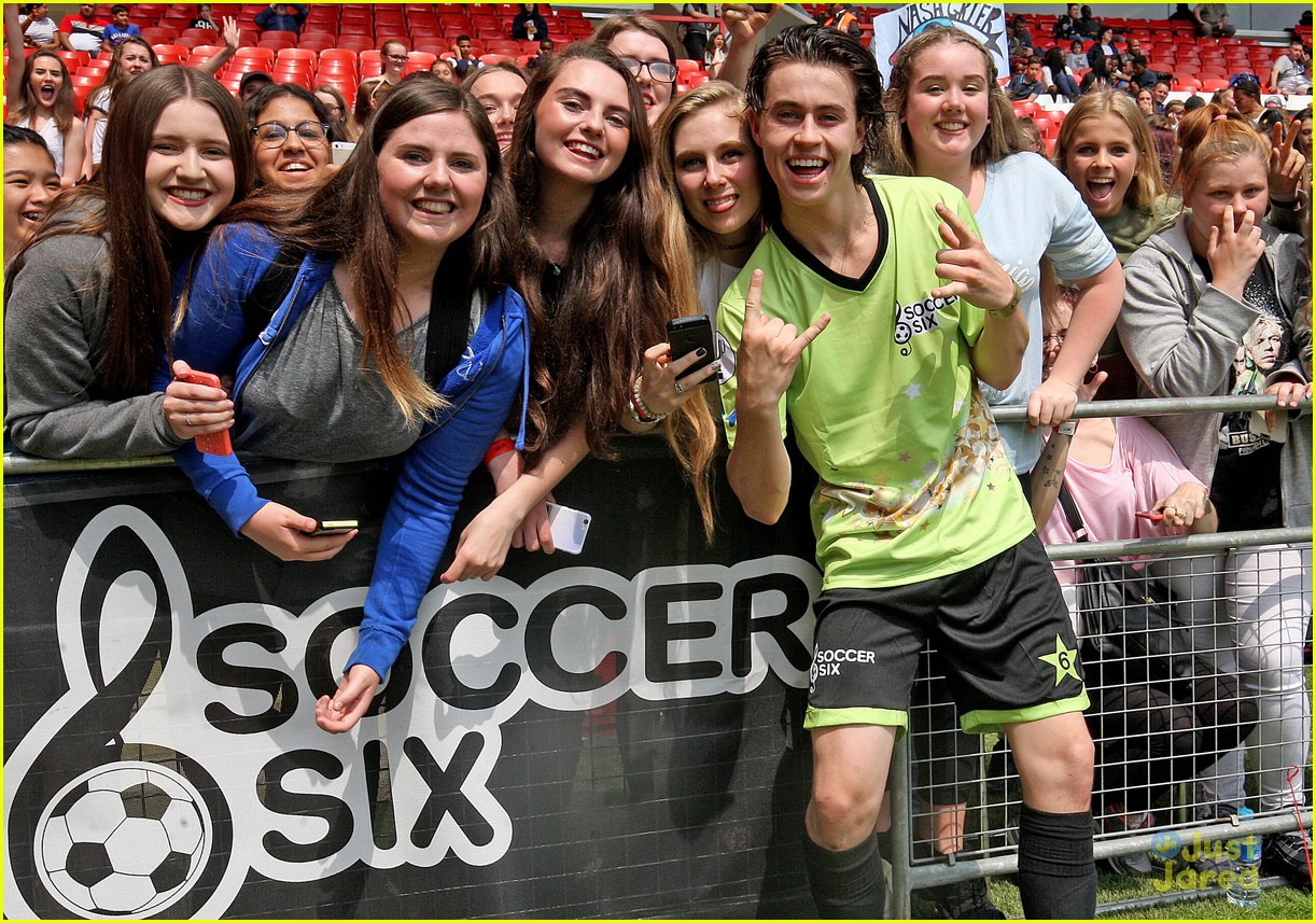 nash grier soccer game lydia lucy england 06