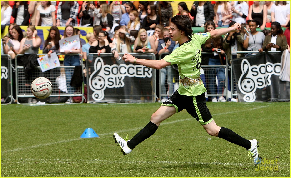 nash grier soccer game lydia lucy england 11