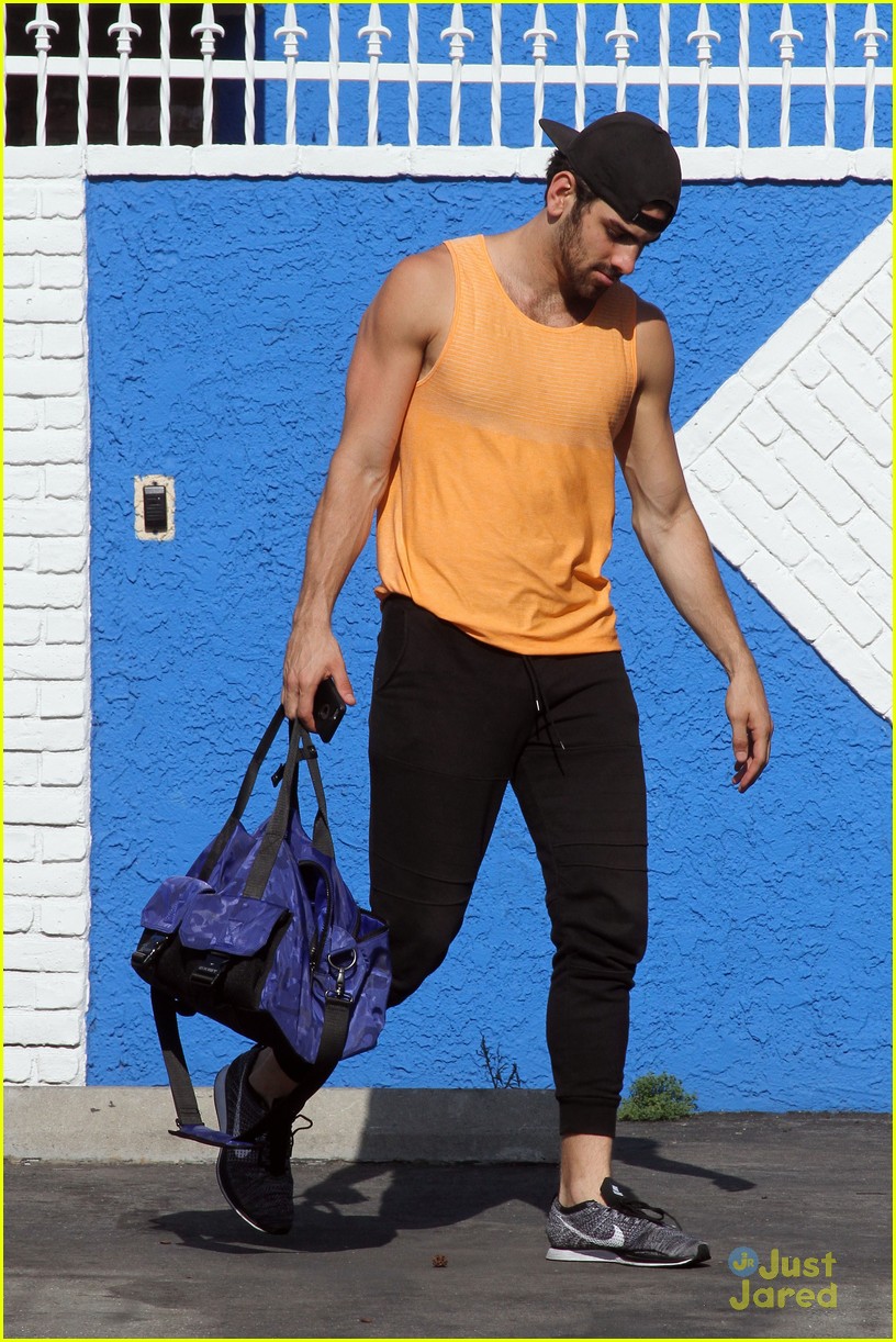 nyle dimarco blindfold dwts made finals 37