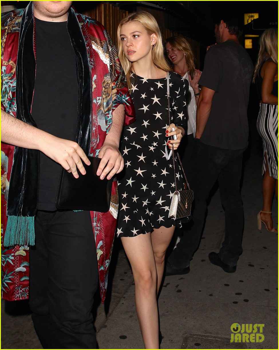 nicola peltz is the shining star for nice guy night out 04