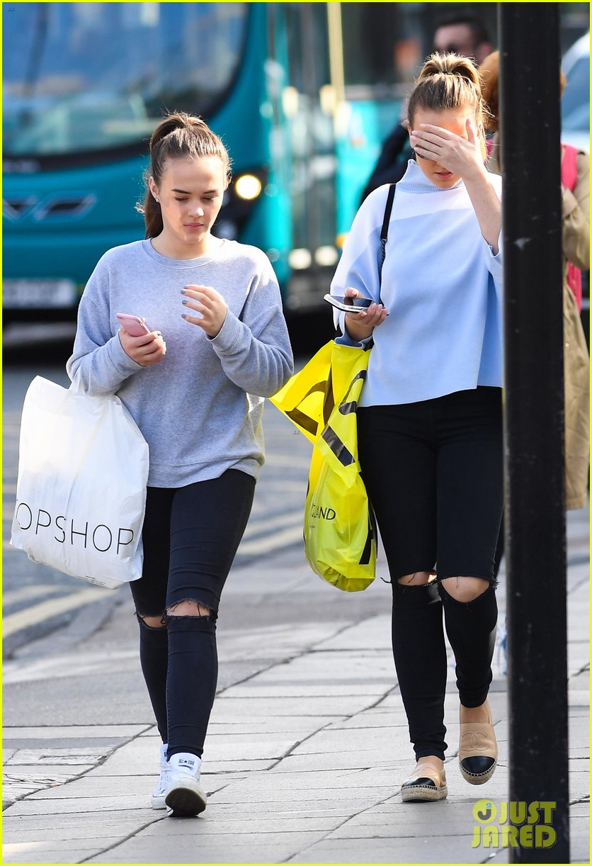 perrie edwards sister caitlin memorial day london 26