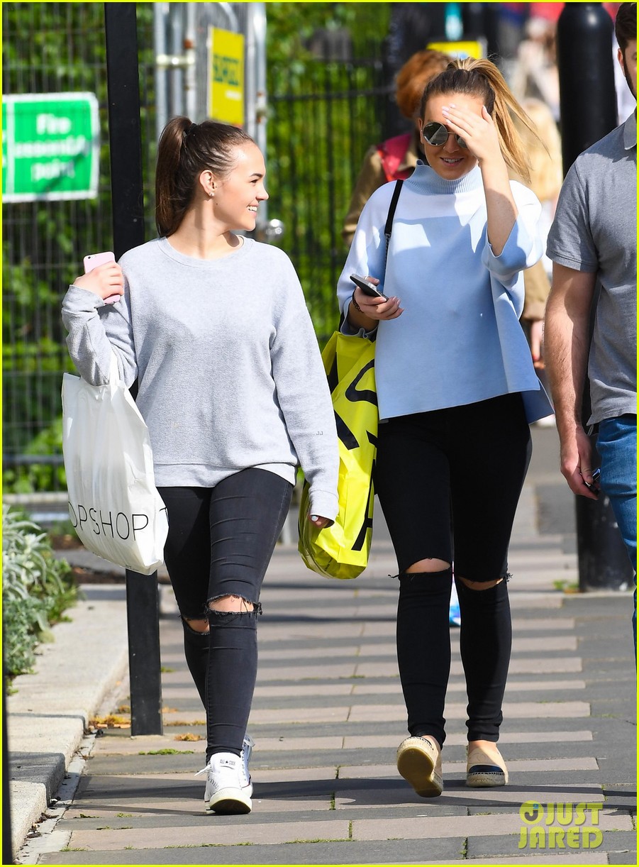 perrie edwards sister caitlin memorial day london 31