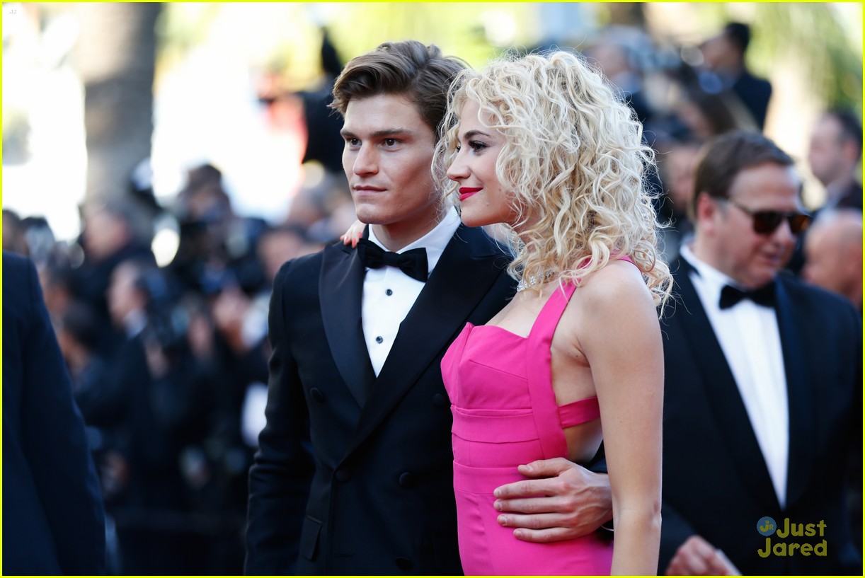 pixie lott oliver cheshire land moon cannes chopard party 01