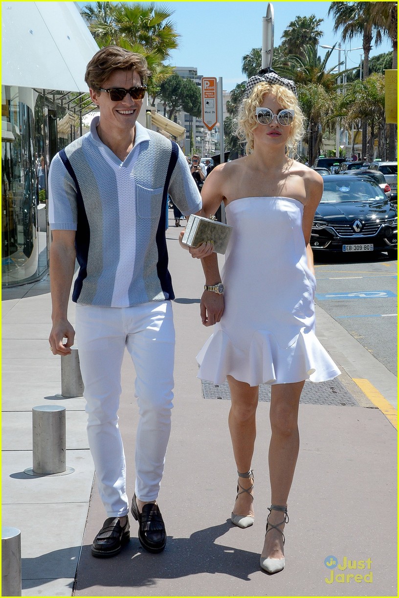 pixie lott oliver cheshire land moon cannes chopard party 14