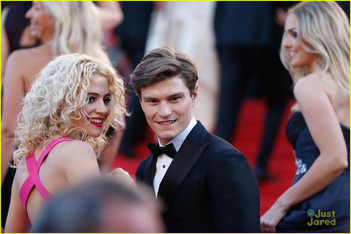 pixie lott oliver cheshire land moon cannes chopard party 27