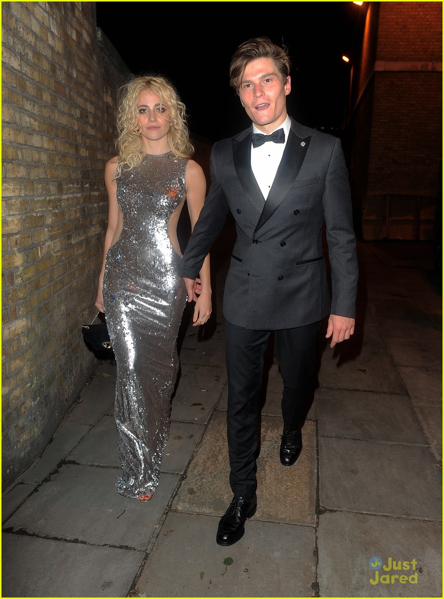 pixie lott oliver cheshire chopard cannes ms summer ball london 04