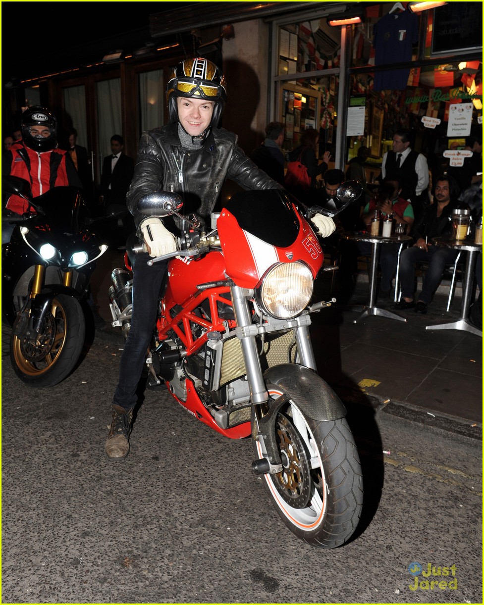 thomas brodie sangster biker hangout london 06