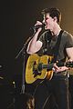 shawn mendes moving out apollo night two london 21