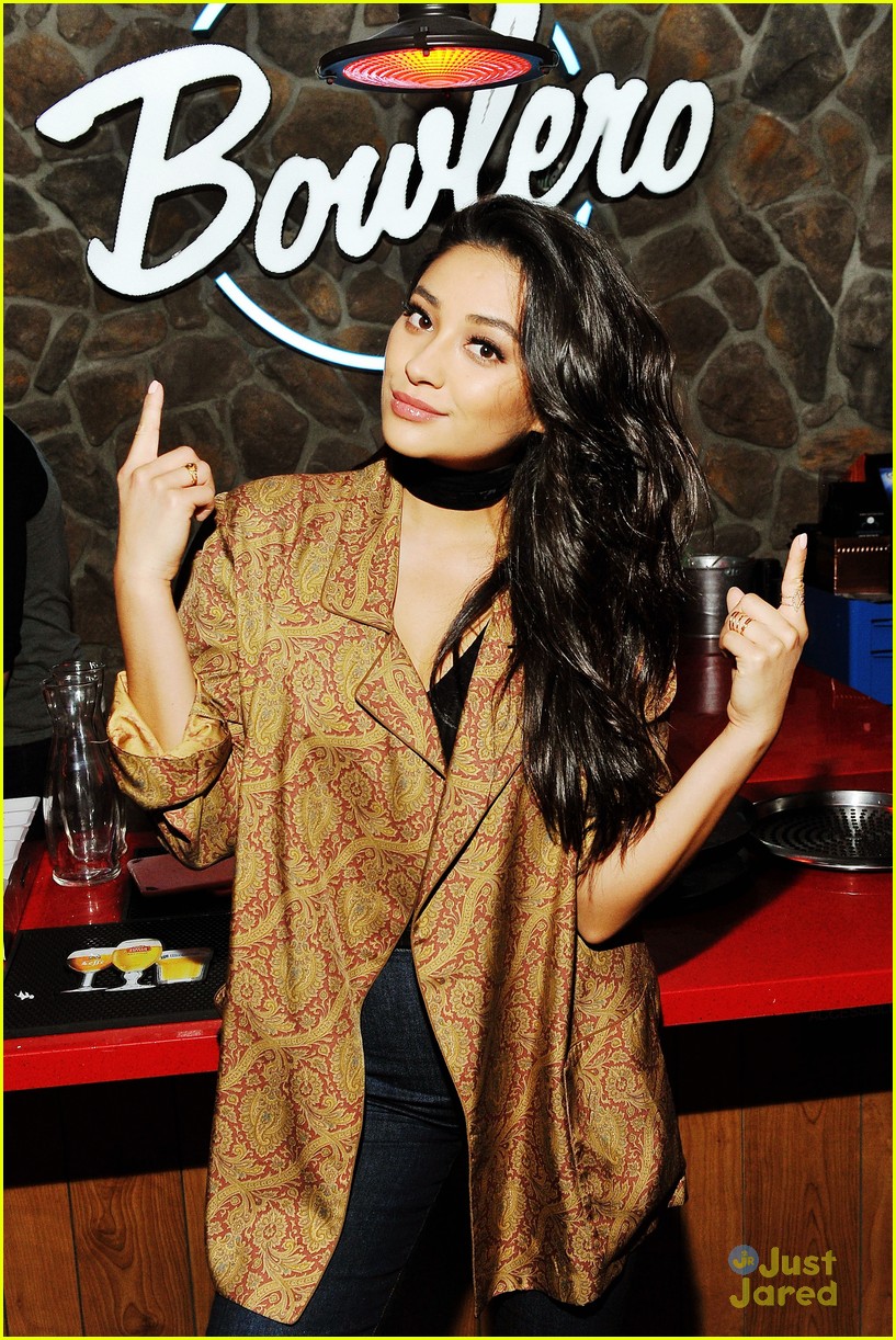 shay mitchell bowlero opening adopted pig 01