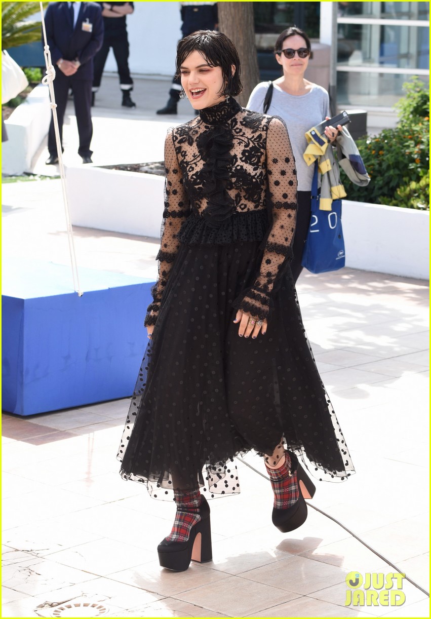 soko the stopover photocall cannes 08