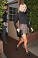 taylor swift dines out with brother austin 03
