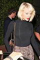 taylor swift dines out with brother austin 12