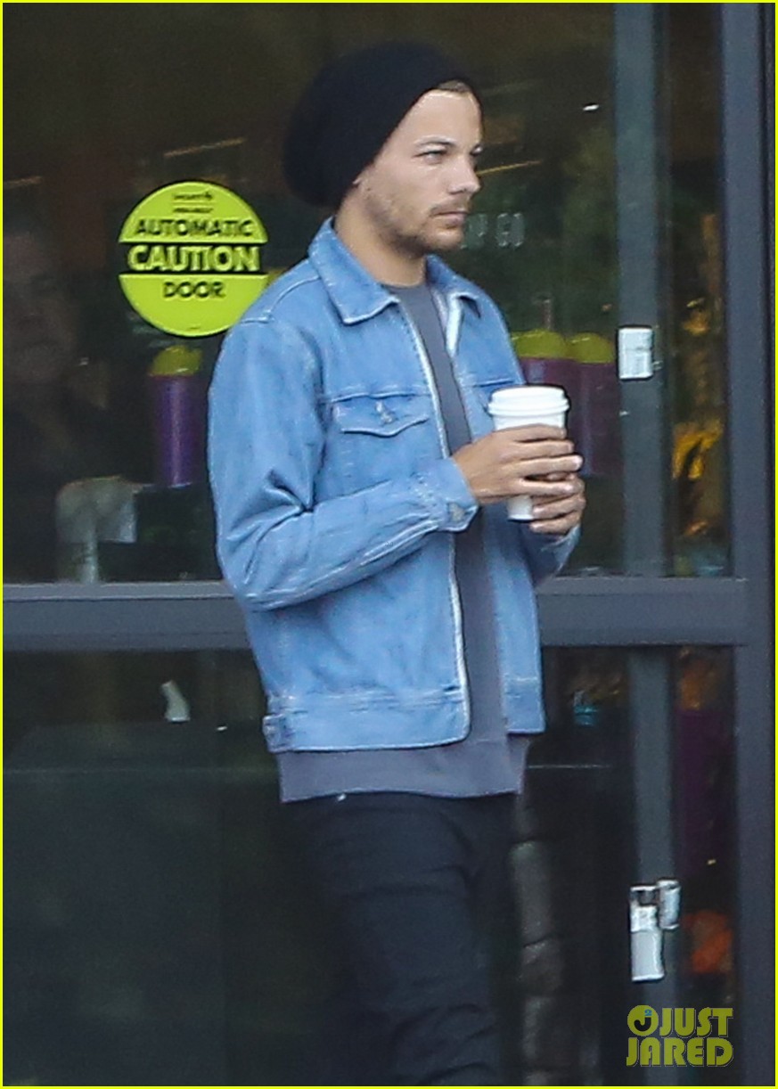 louis tomlinson meets up with briana jungwirth 07