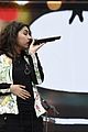 alessia cara concert coldplay manchester 15
