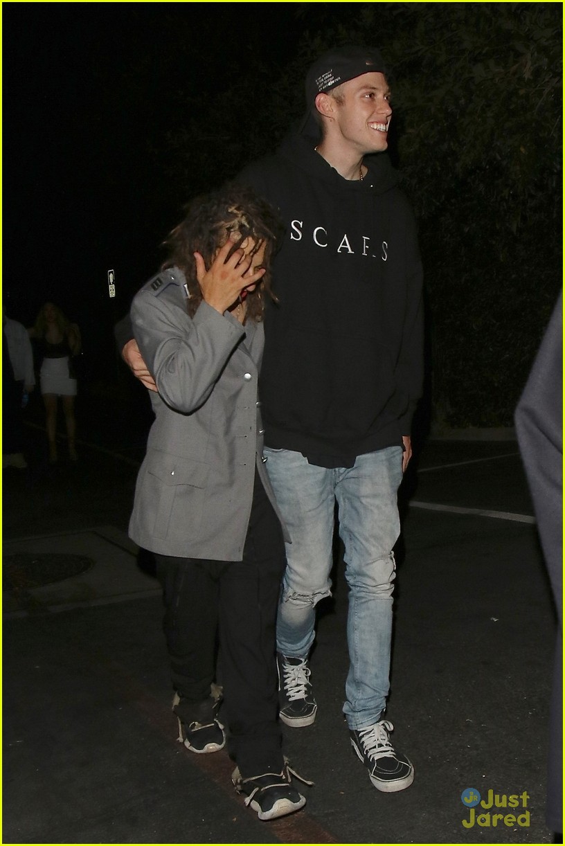 moises arias harry hudson go clubbing together 13