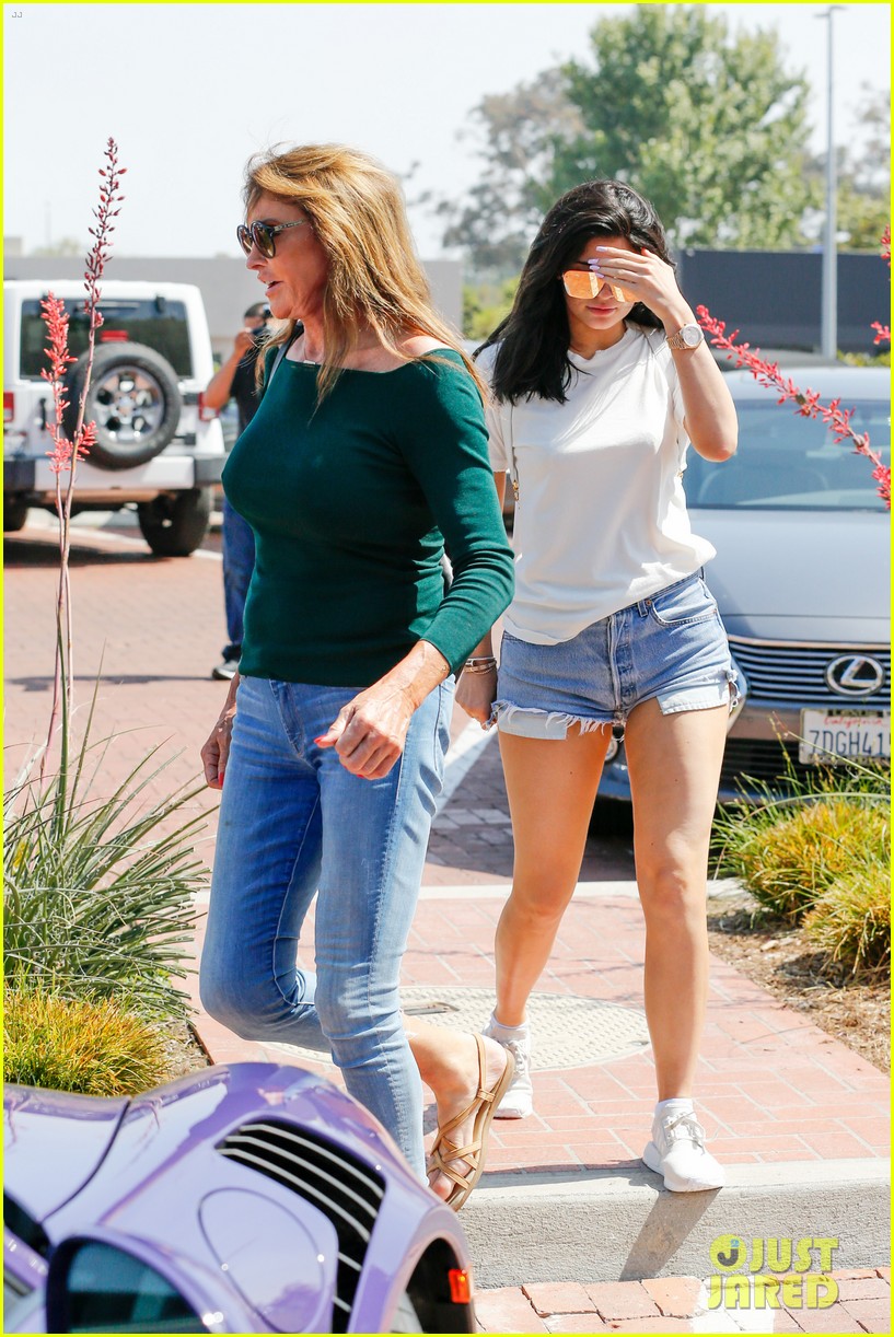 caitlyn kylie jenner have a father daughter day 05