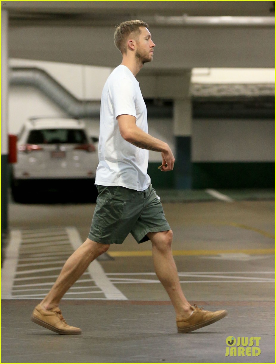 calvin harris steps out for the first time since taylor swift break up 06
