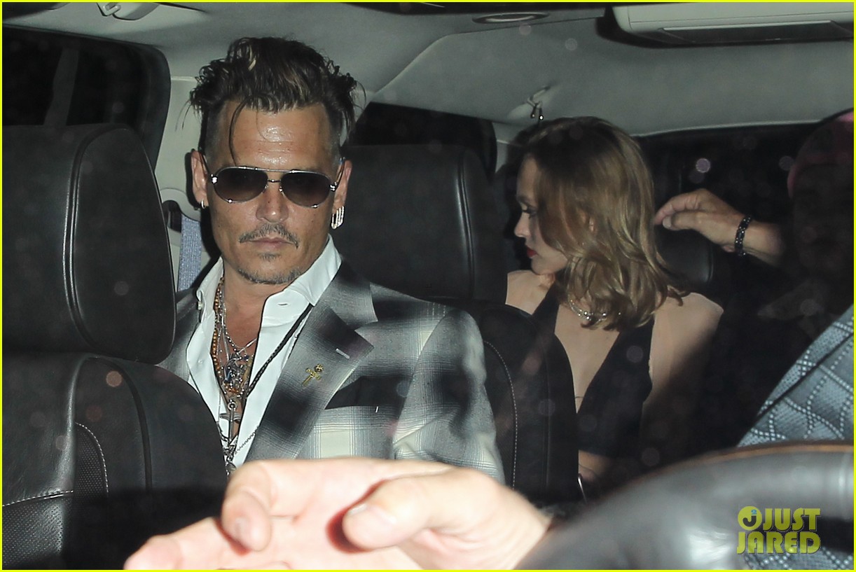 johnny depp has family dinner with lily rose 36