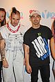 dnce cupcake toothbrush party 05