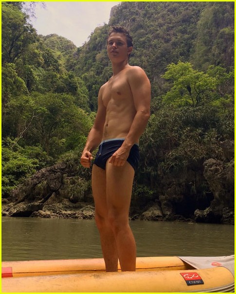 ansel elgort bares ripped body while shirtless in thailand 01
