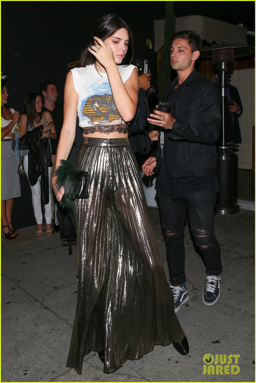 gigi hadid kendall jenner match in rock band crop tops 05