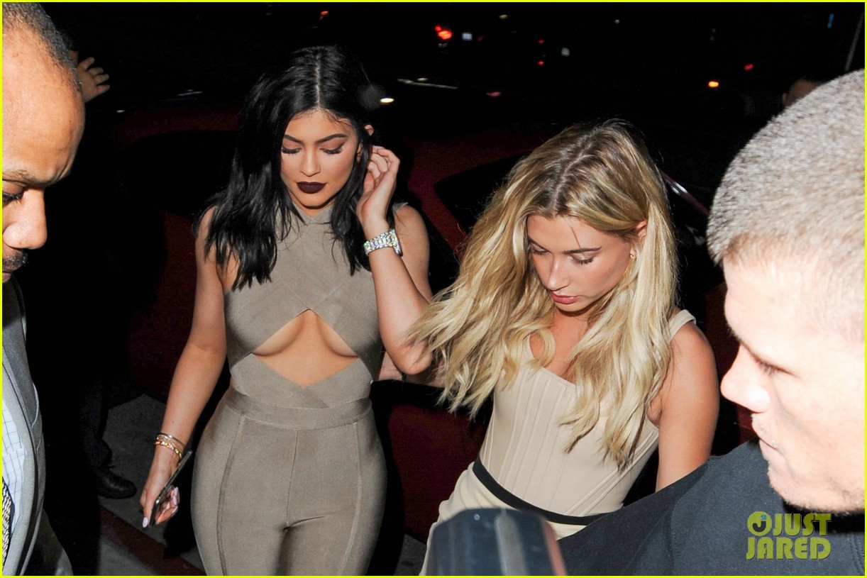 kylie jenner flashes underboob in revealing jumpsuit 19