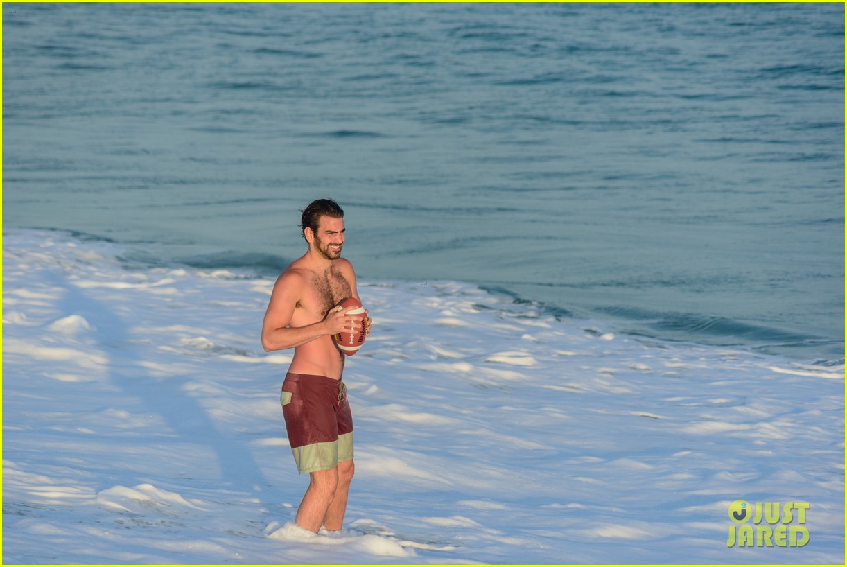 nyle dimarco cabo vacation three qualities partner 02