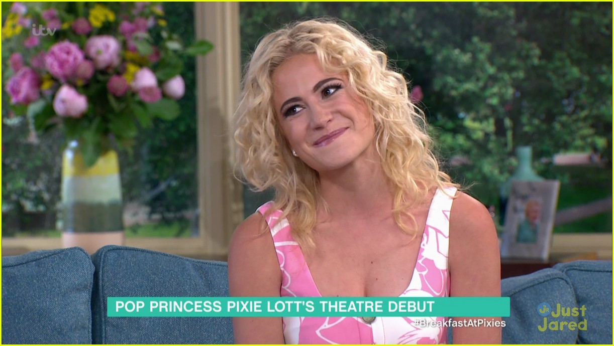 pixie lott itv this morning pink summer dress 14
