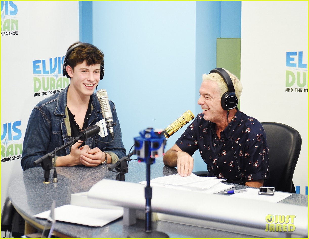 shawn mendes talks treat you better elvis duran stop nyc 02