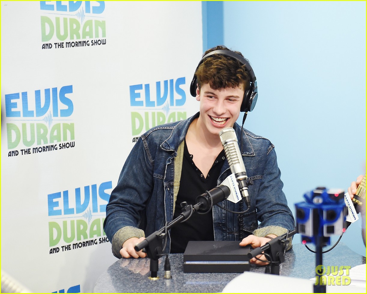 shawn mendes talks treat you better elvis duran stop nyc 03